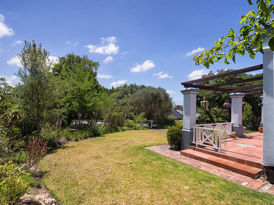 6 Bedroom Property for Sale in Belvedere Estate Western Cape